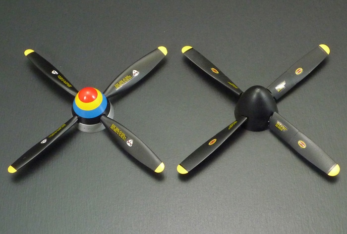 โมเดลเครื่องบิน Tamiya ขนาด 1/32 TA60323 North American P-51D / K Mustang Pacific Front