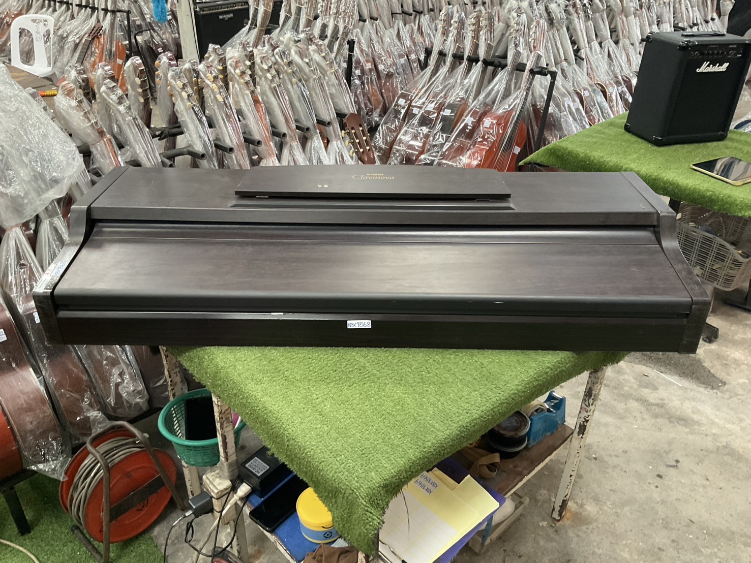 เปียโน YAMAHA : CLP-820 สินค้าไม่พร้อมใช้งาน (ต้องซ่อม)