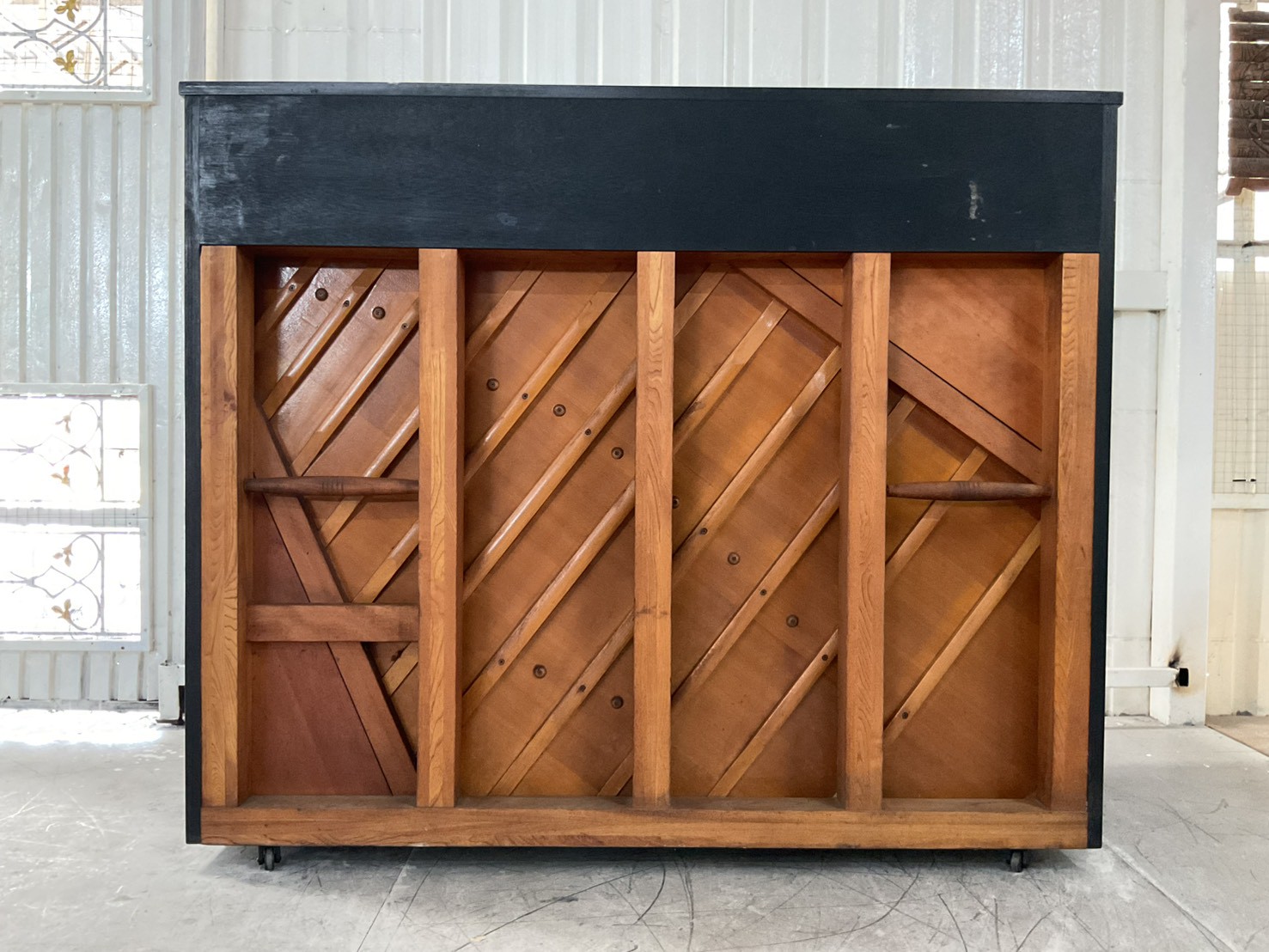 เปียโนอัพไลท์ ZEN-ON : UZ-235