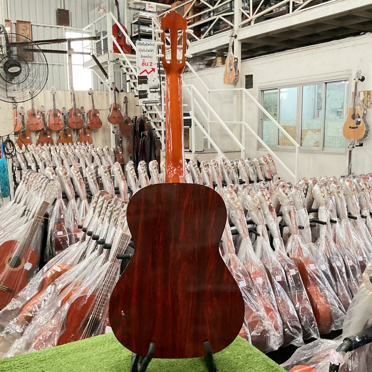 กีต้าร์คลาสสิค PRAIRIE