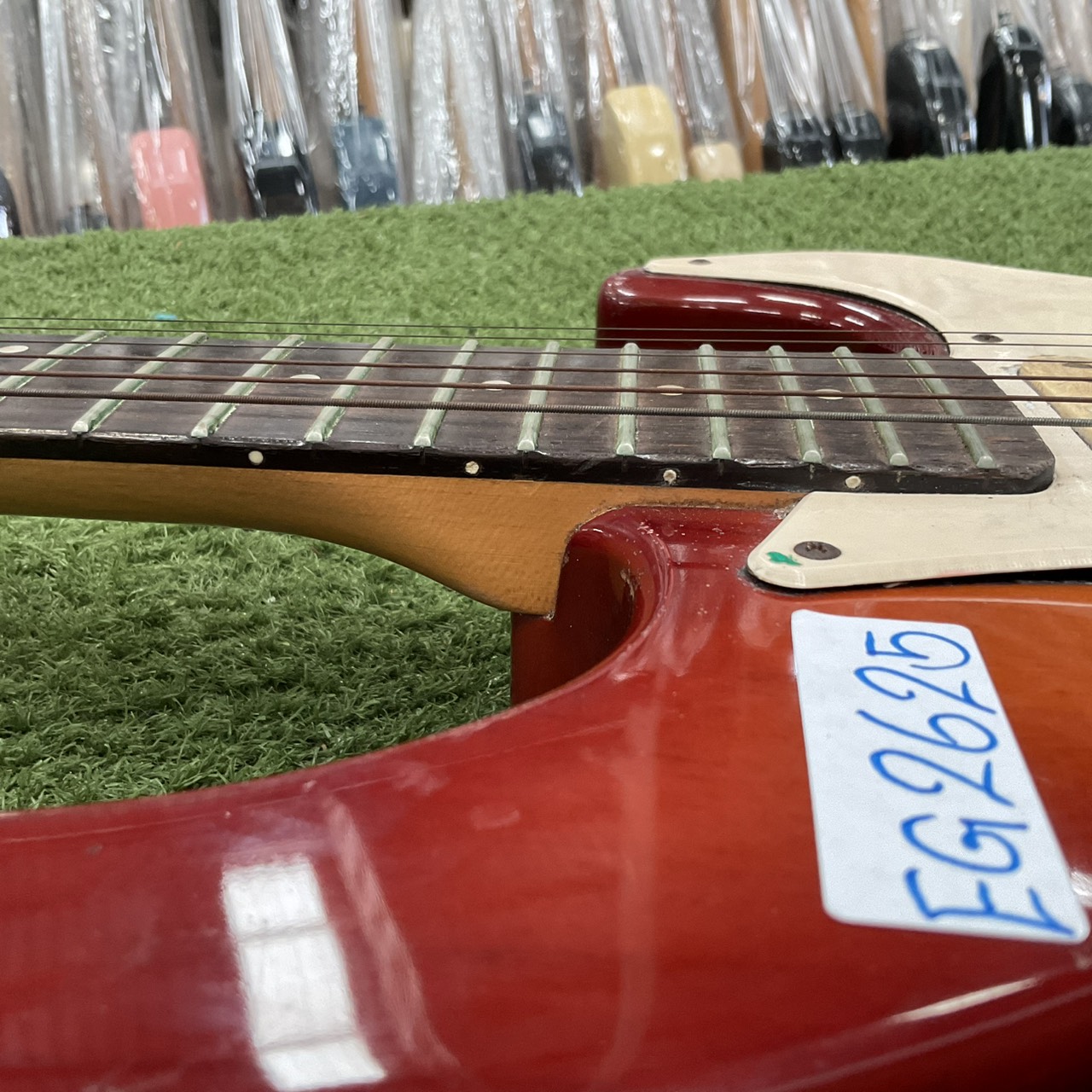 กีต้าร์ไฟฟ้า YAMAHA : YGS 112T