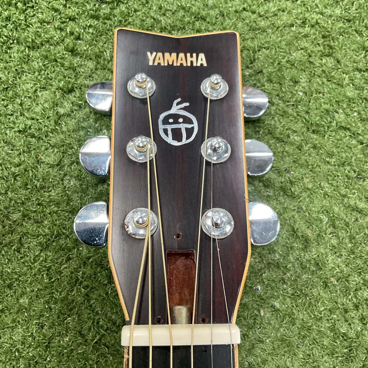 กีต้าร์โปร่งไฟฟ้า YAMAHA : FG-301