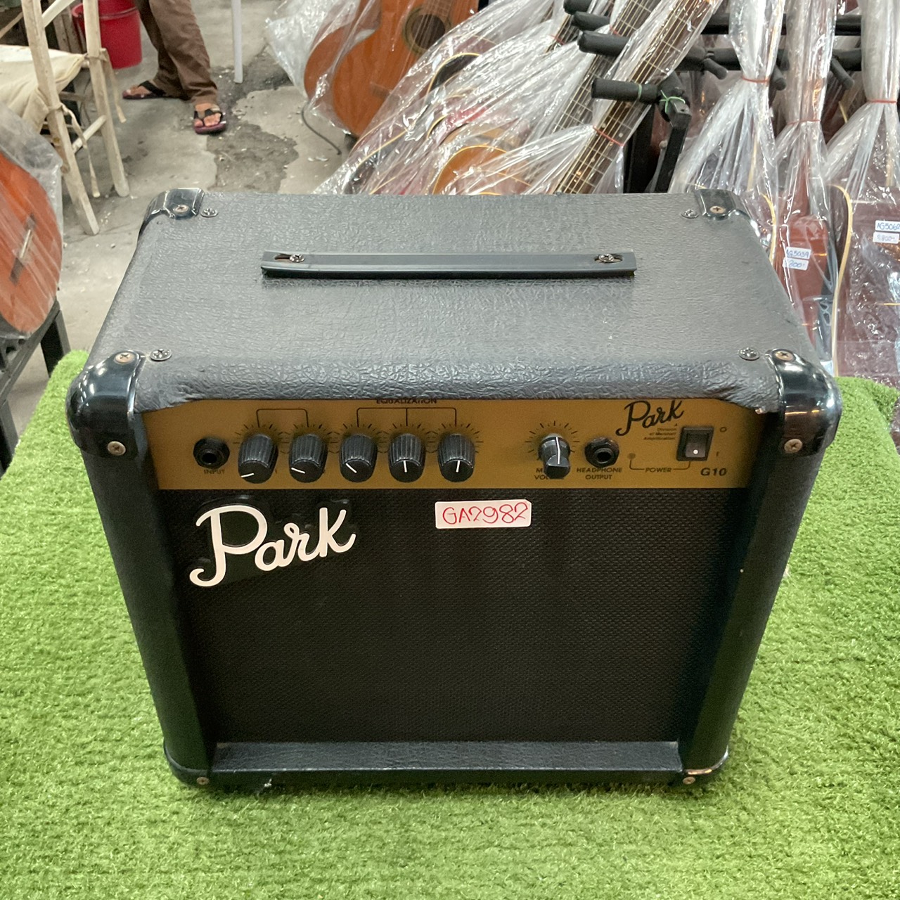 แอมป์กีต้าร์ ParK : G10