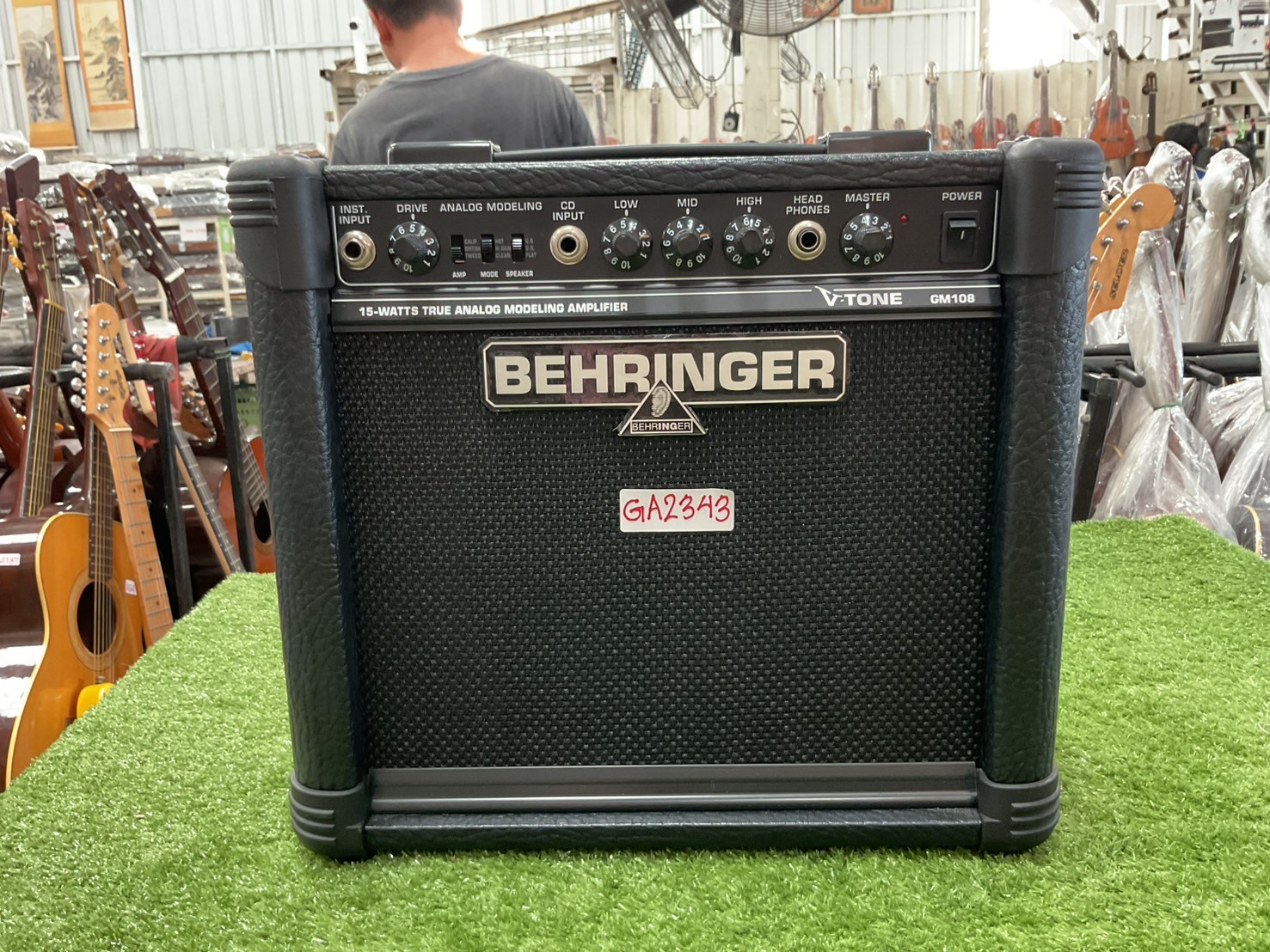 แอมป์กีต้าร์ BEHRINGER : V-TONE GM108
