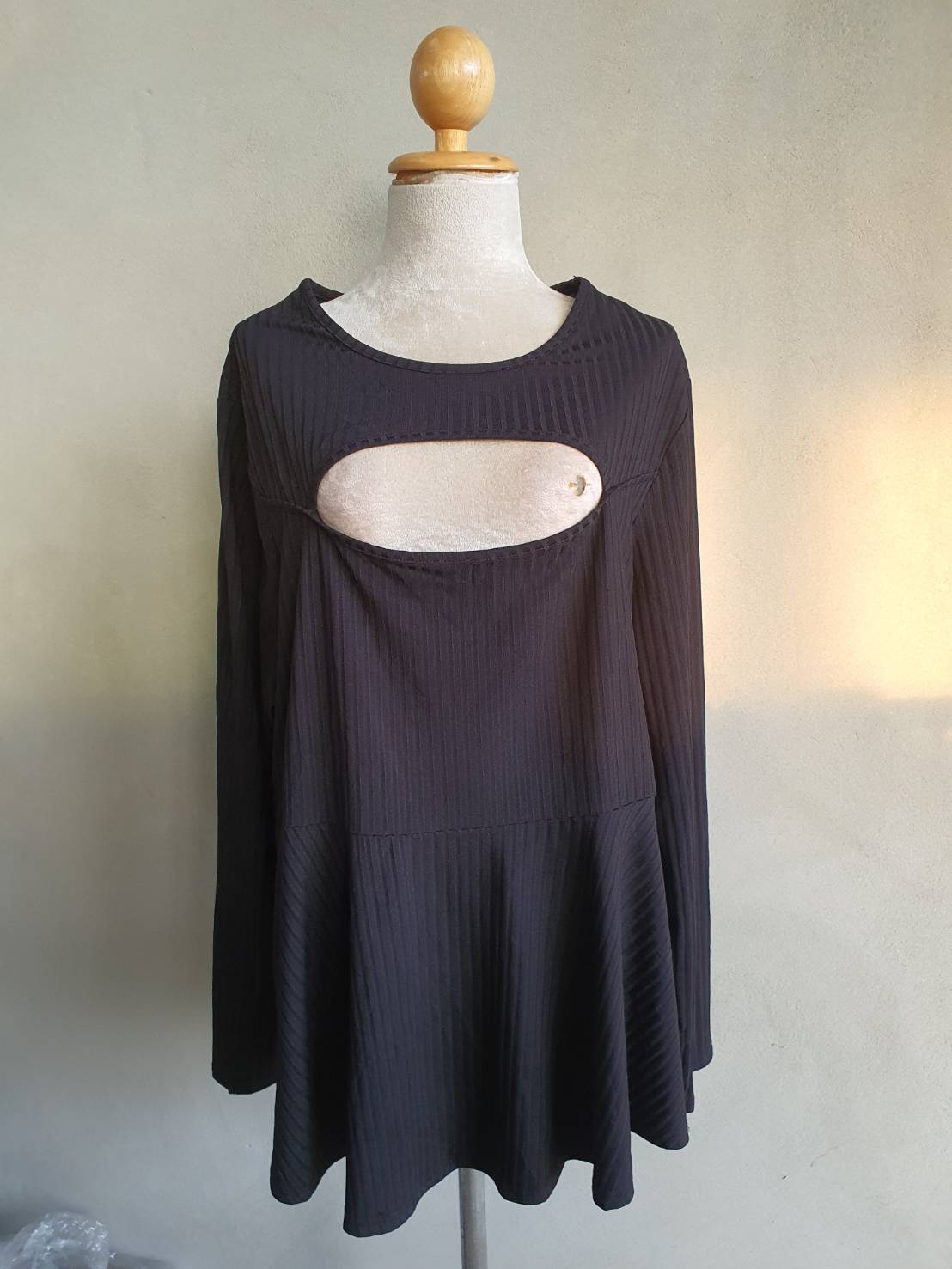 FF04833 เสื้อผ้ามือสอง สีดำ แบรนด์ SHEIN CURVE อก 44-46 นิ้ว