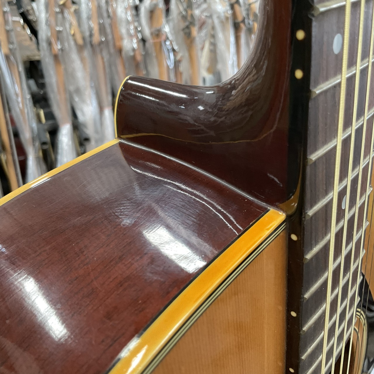 กีต้าร์โปร่ง YAMAHA : FG-151