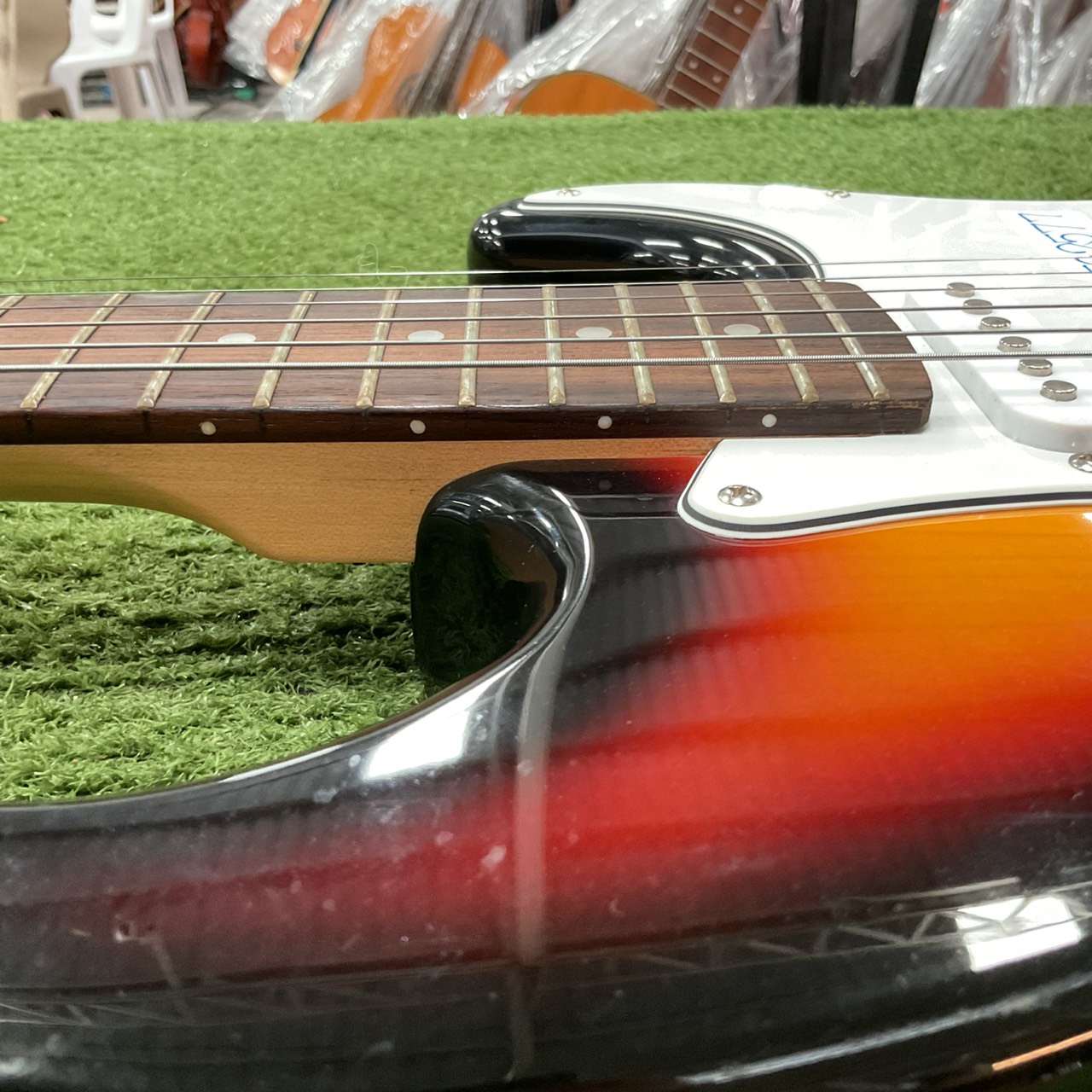 กีต้าร์ไฟฟ้า Vanguard