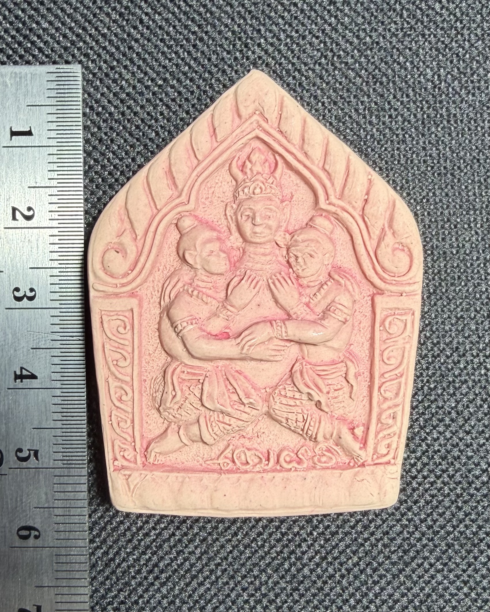 พญาเขาคำเขารักเขาหลง (สีชมพู) Golden Horn Prince. (pink color) SKU-03536