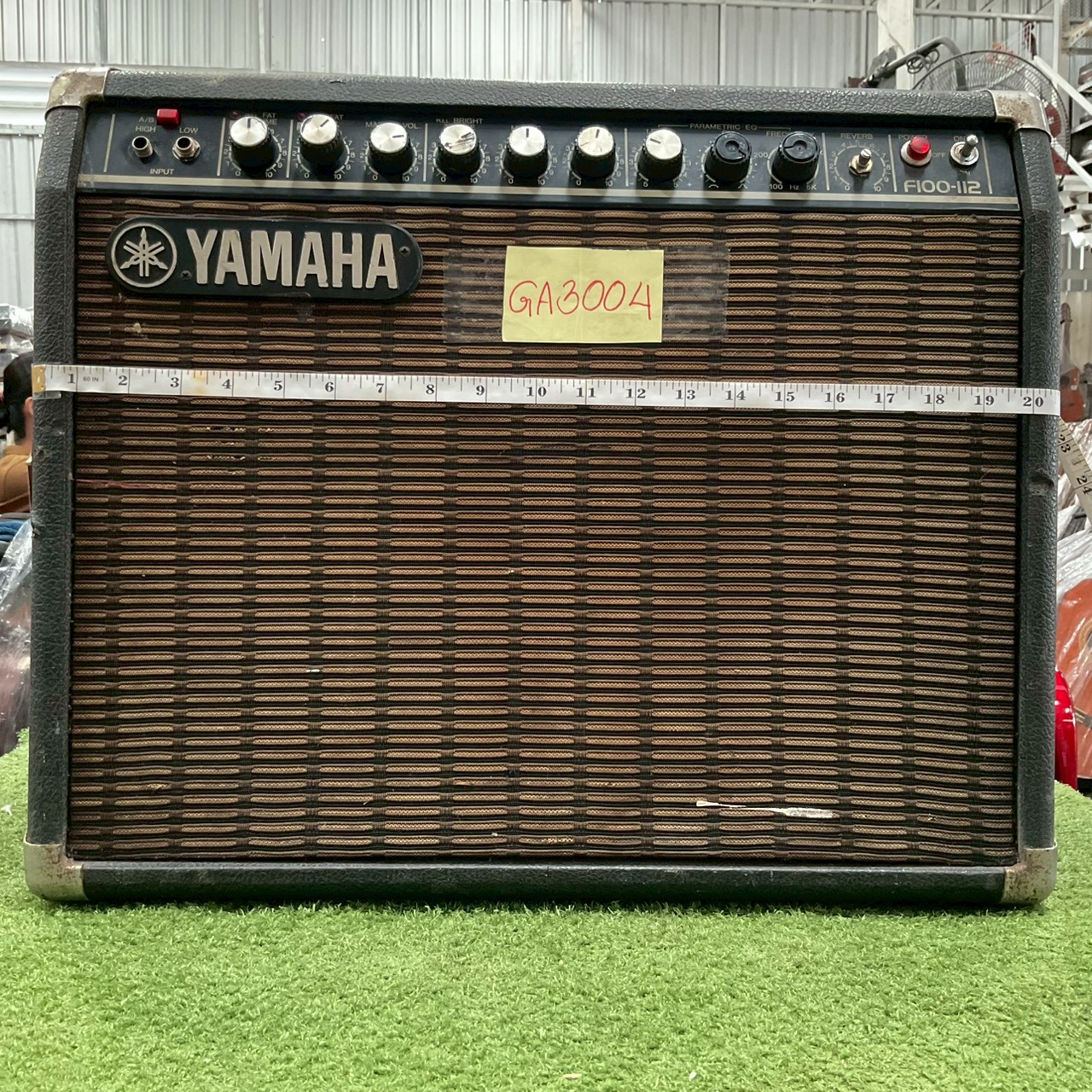 แอมป์กีต้าร์ YAMAHA : F100-112