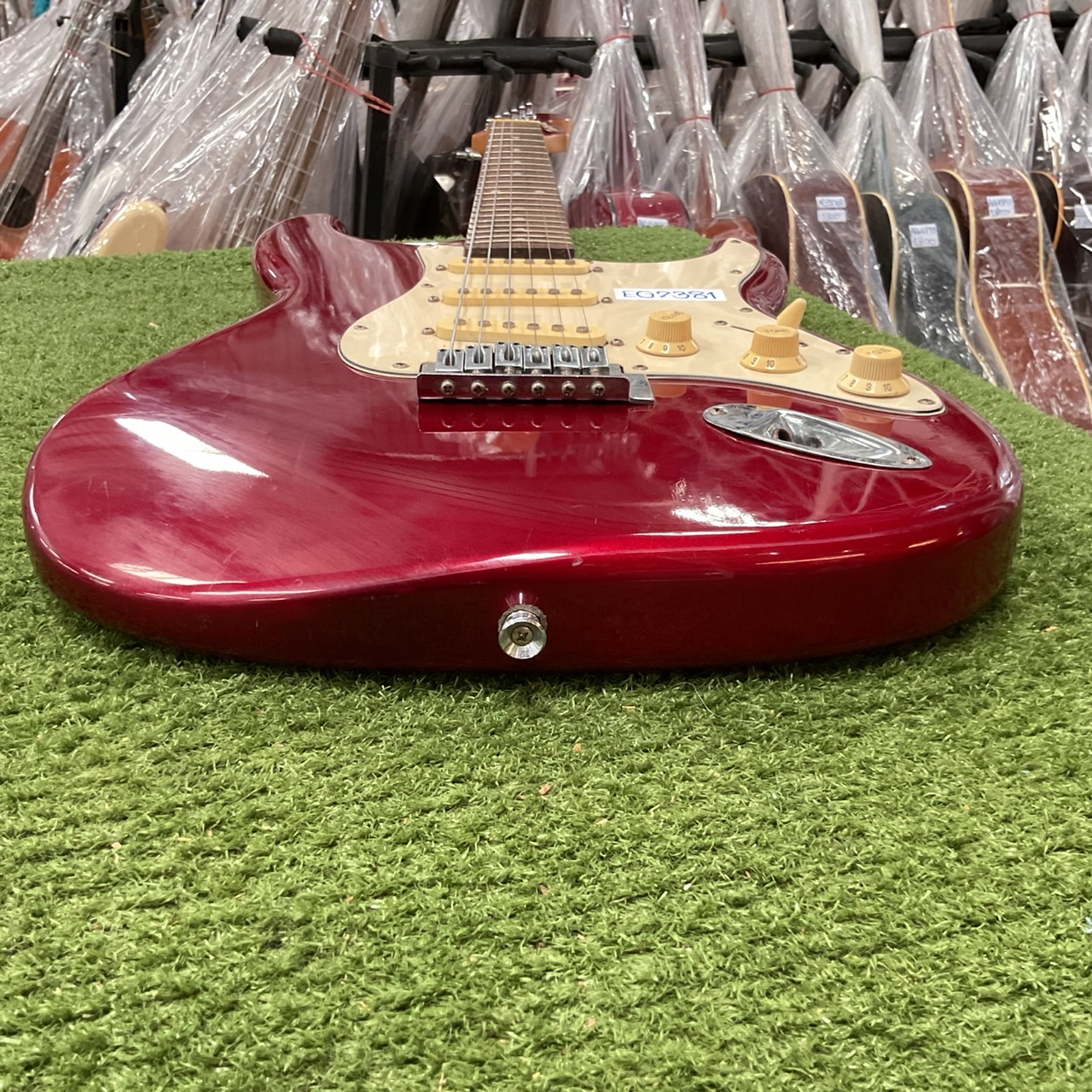 กีต้าร์ไฟฟ้า PHOTOGENIC