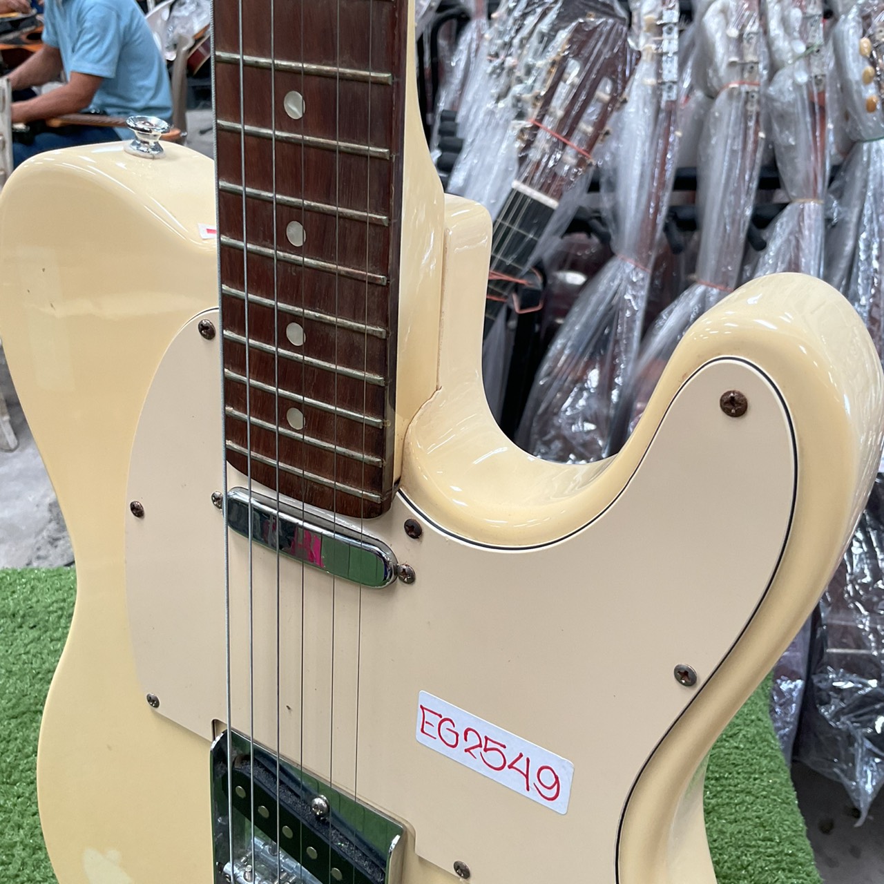 กีต้าร์ไฟฟ้า Triumph