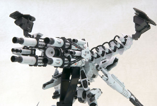 V.I. Series Armored Core White Glint & V.O.B Set Movie Color Ver. 1/72 Plastic Model Kit(In-Stock)