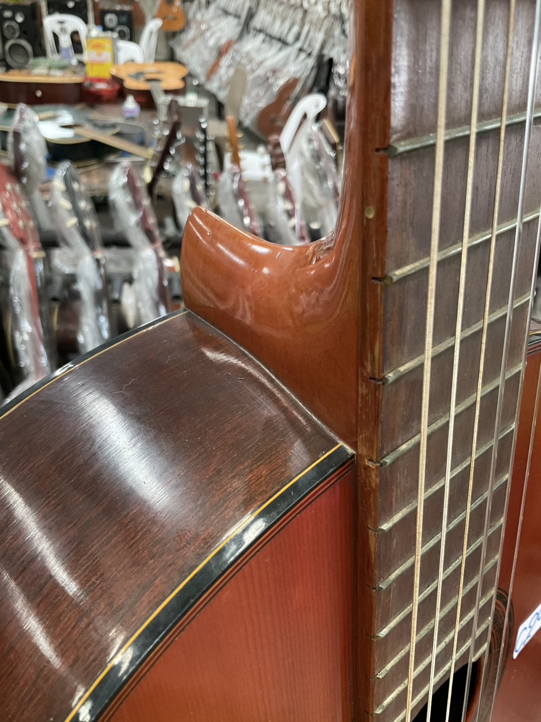 กีต้าร์คลาสสิค YAMAHA : G-70D