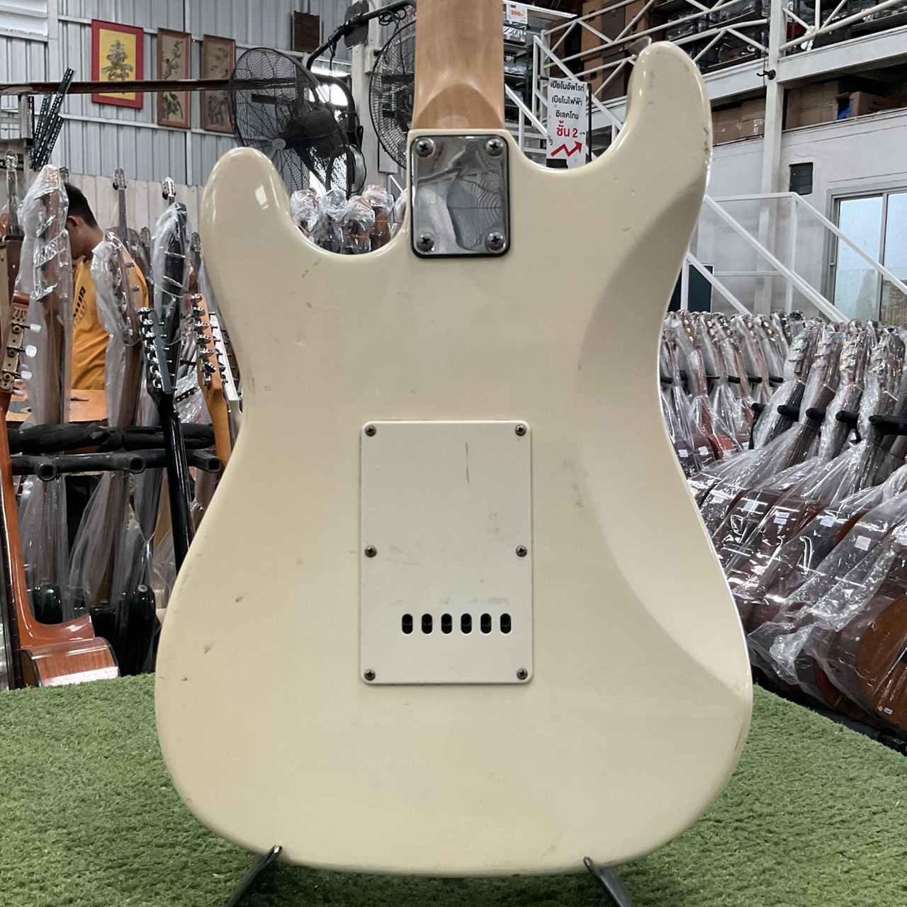 กีต้าร์ไฟฟ้า SELDER