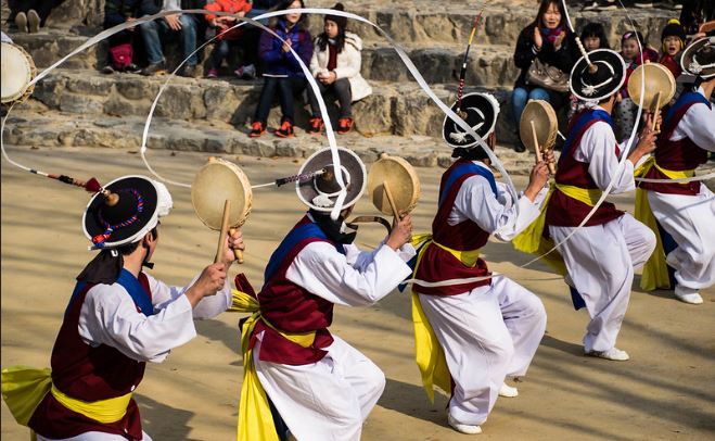 หมวกฟ้อนรำพื้นบ้านเกาหลี Sangmo 상모