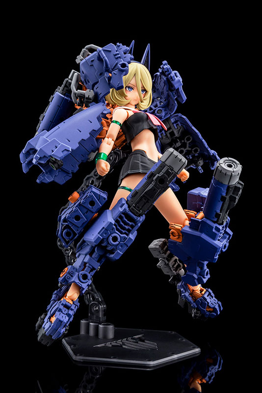 Megami Device BUSTER DOLL TANK MIDNIGHT FANG 1/1 Plastic Model(Pre-order)