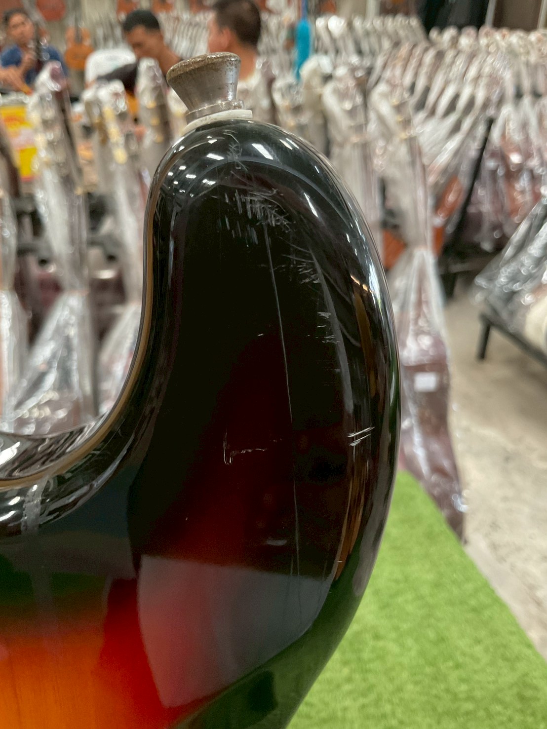 กีต้าร์ไฟฟ้า SELDER