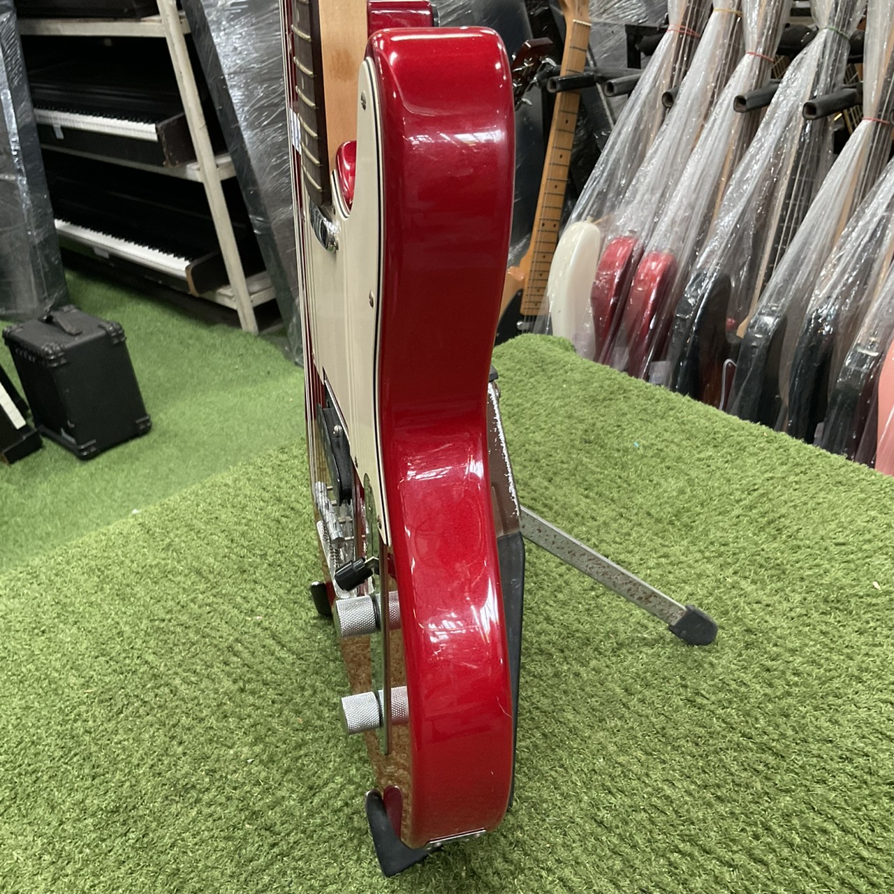 กีต้าร์ไฟฟ้า JUNQ