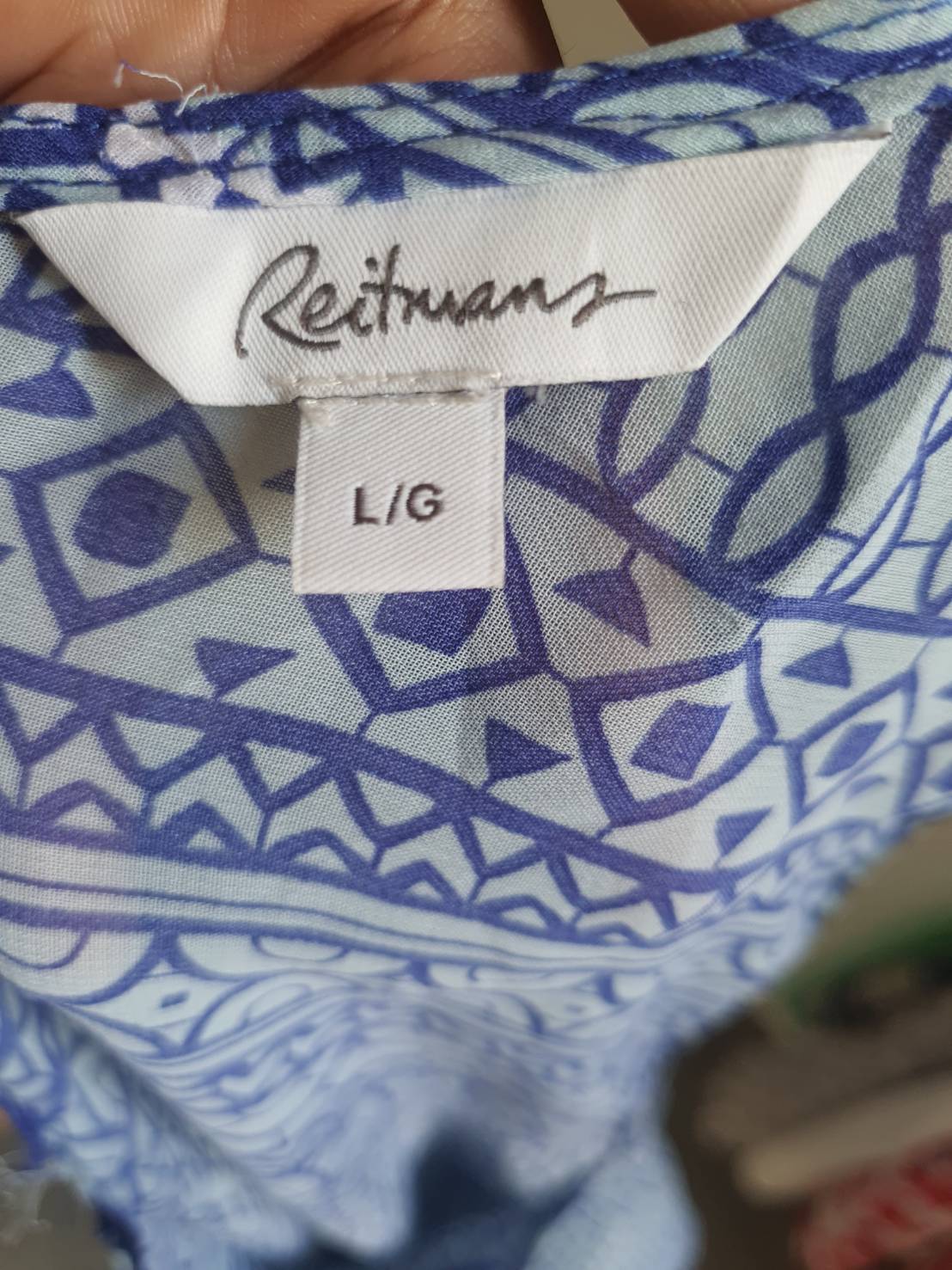 FF05372 เสื้อผ้ามือสอง ชีฟอง สีฟ้าเข้ม แบรนด์ Reitmans อก free-40 นิ้ว