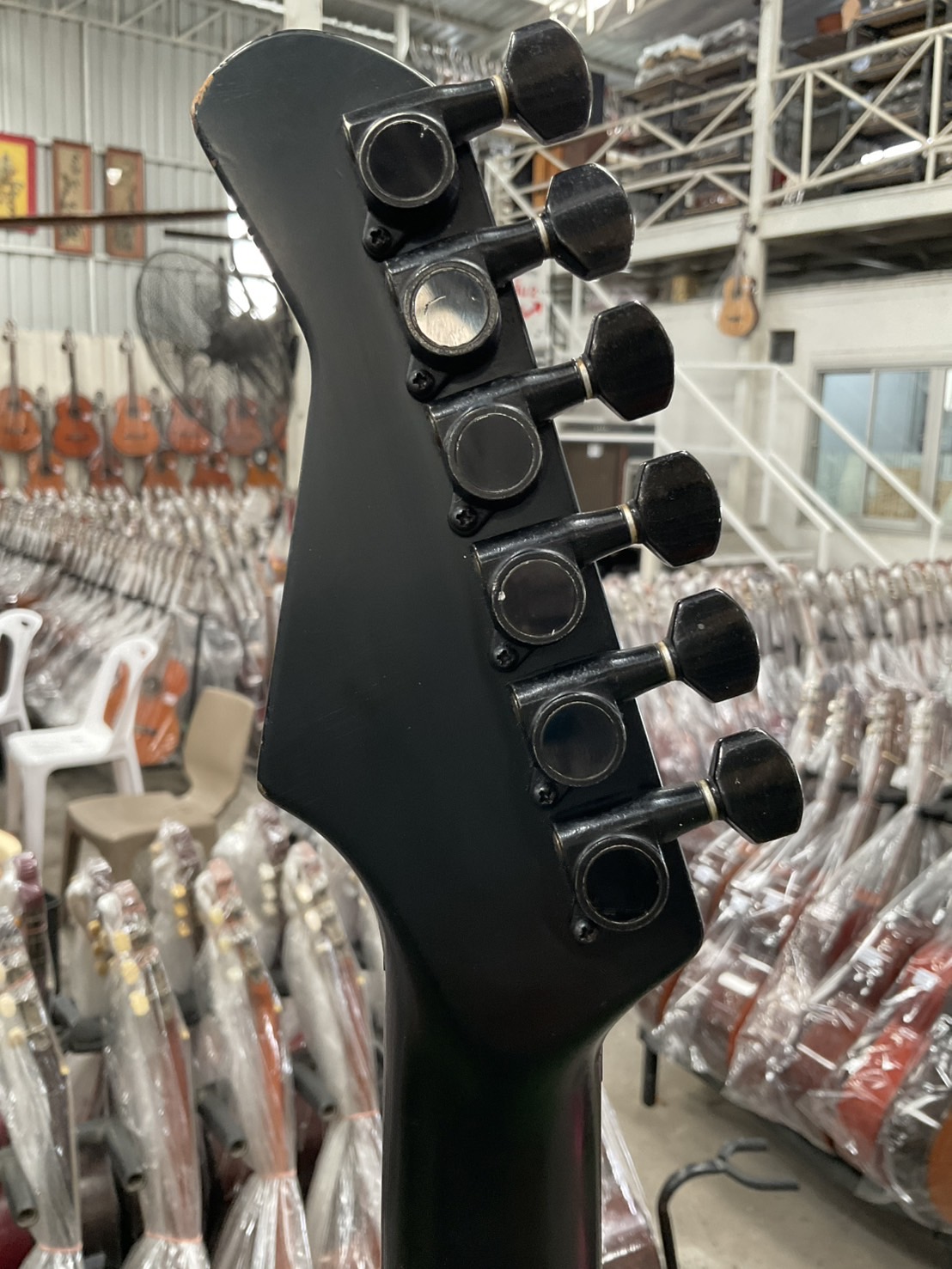 กีต้าร์ไฟฟ้า FERNANDES