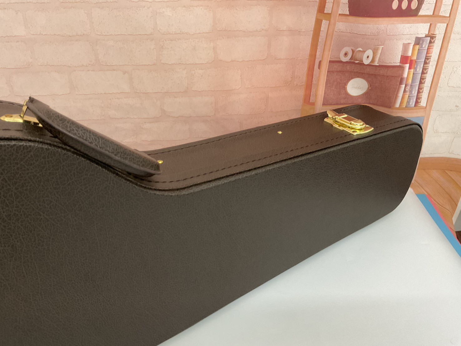 กล่องเคสกีต้าร์ไฟฟ้า (ใส่ได้ทุกทรง SD,LP,TL,SG) สีน้ำตาล