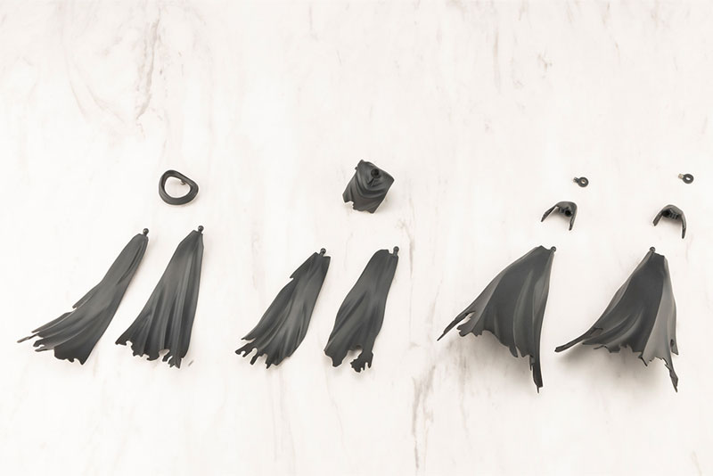 M.S.G Modeling Support Goods DRESS UP PARTS CRASH&SIDE CLOAK BLACK Ver.(Pre-order)