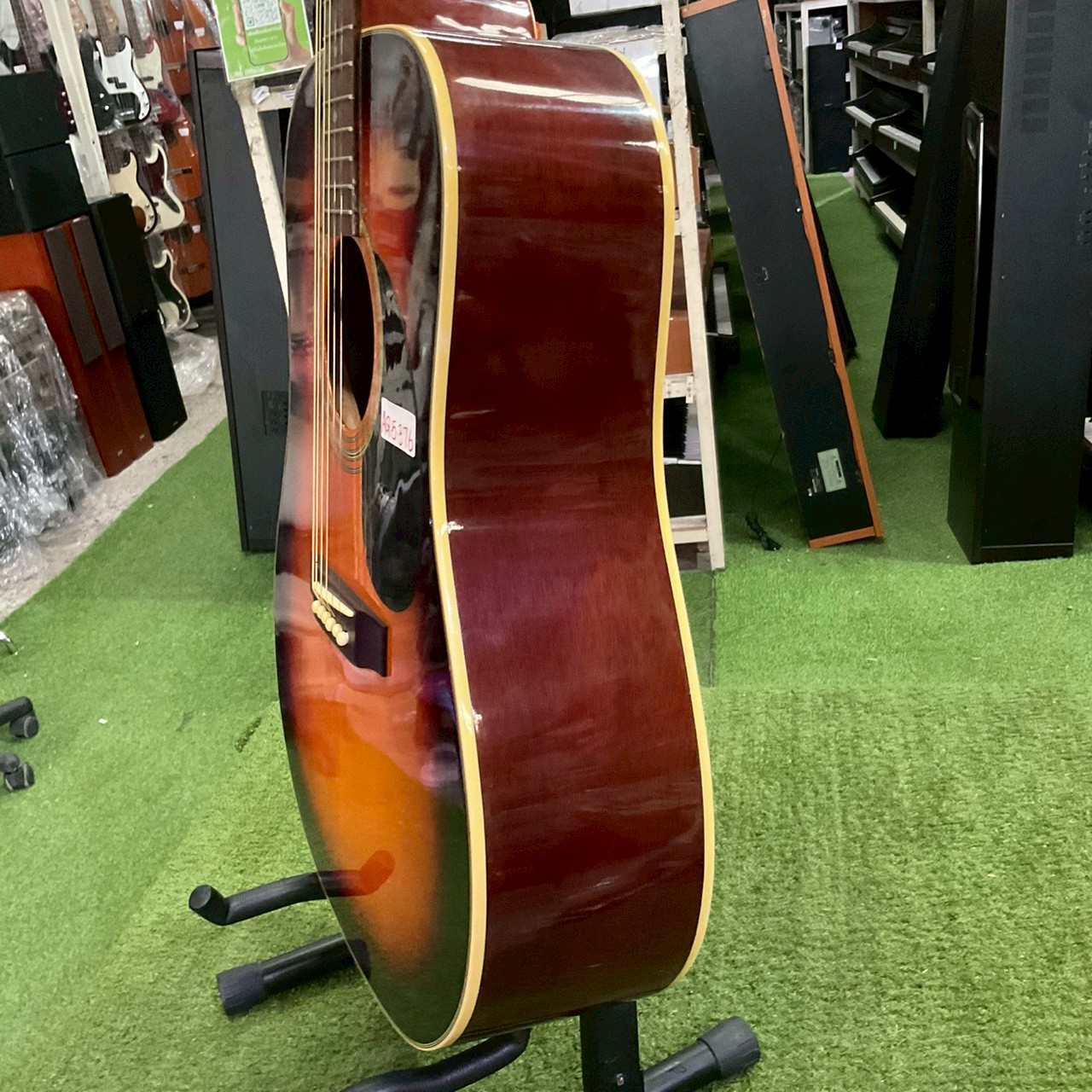 กีต้าร์โปร่ง History : HFGITS