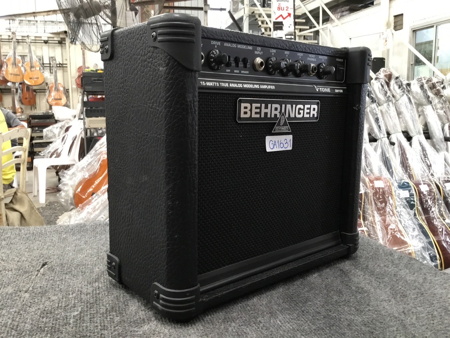 แอมป์กีต้าร์ BEHRINGER : V-TONE GM108