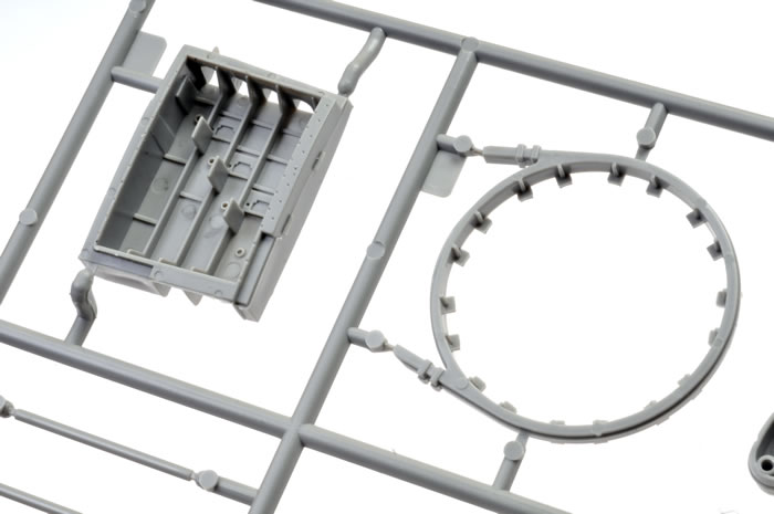 โมเดลเครื่องบินรบ Kinetic Model 1/24 KI-K3212 P-47D Thunderbolt Mk.1