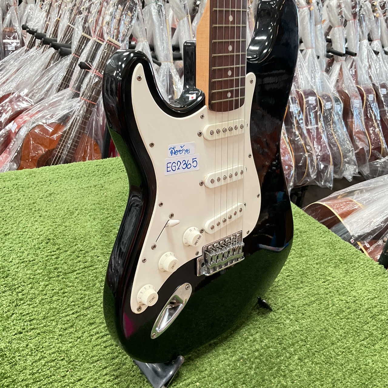 กีต้าร์ไฟฟ้า PHOTO GENIC (มือซ้าย)