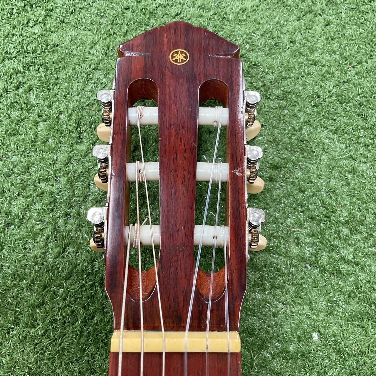 กีต้าร์คลาสสิค YAMAHA : G-70D