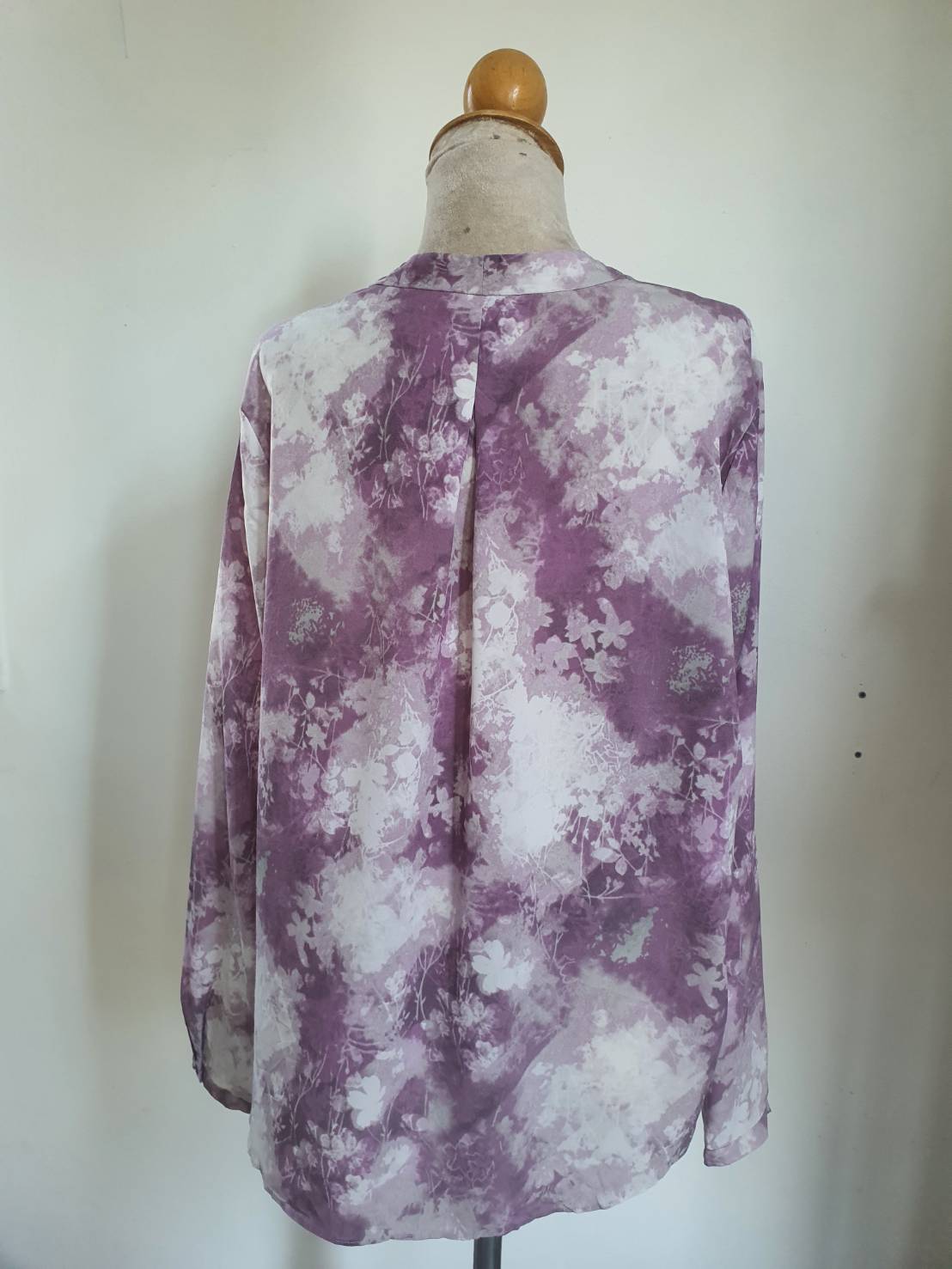 FF05294 เสื้อผ้ามือสอง ชีฟอง สีม่วง แบรนด์ TAHARI อก FREE-46 นิ้ว