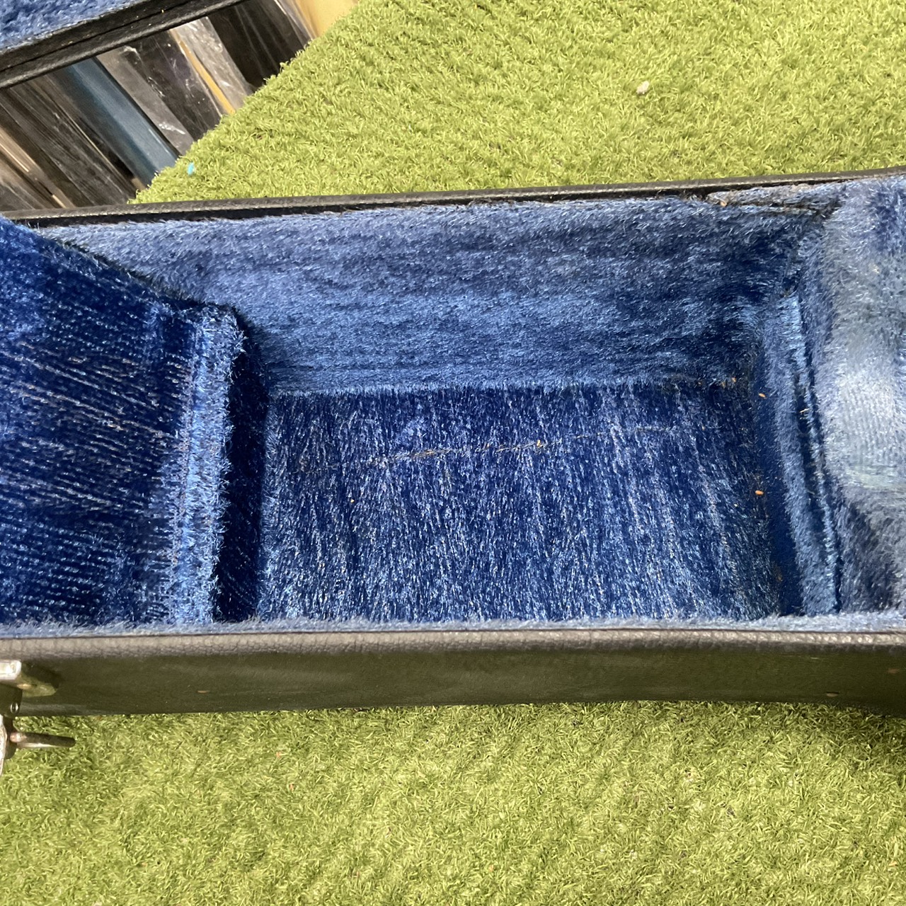 กล่องเคสกีต้าร์โปร่ง