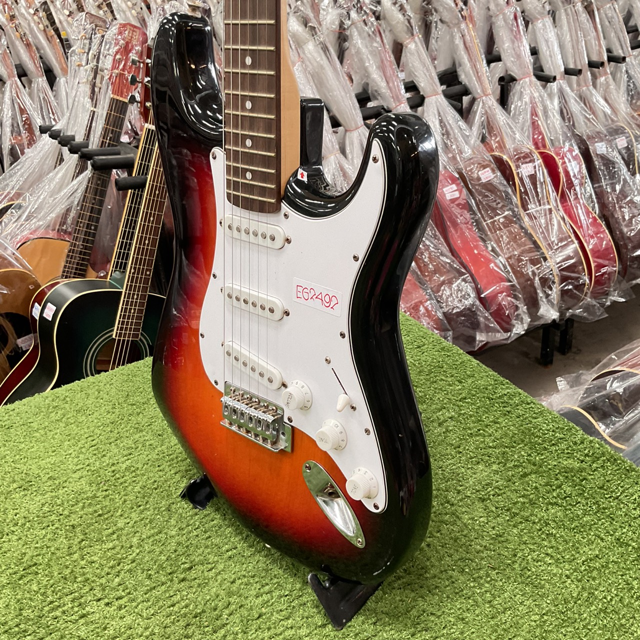 กีต้าร์ไฟฟ้า BUSKER'S