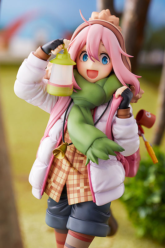 Yurucamp Nadeshiko Kagamihara 1/7 Complete Figure(In-stock)