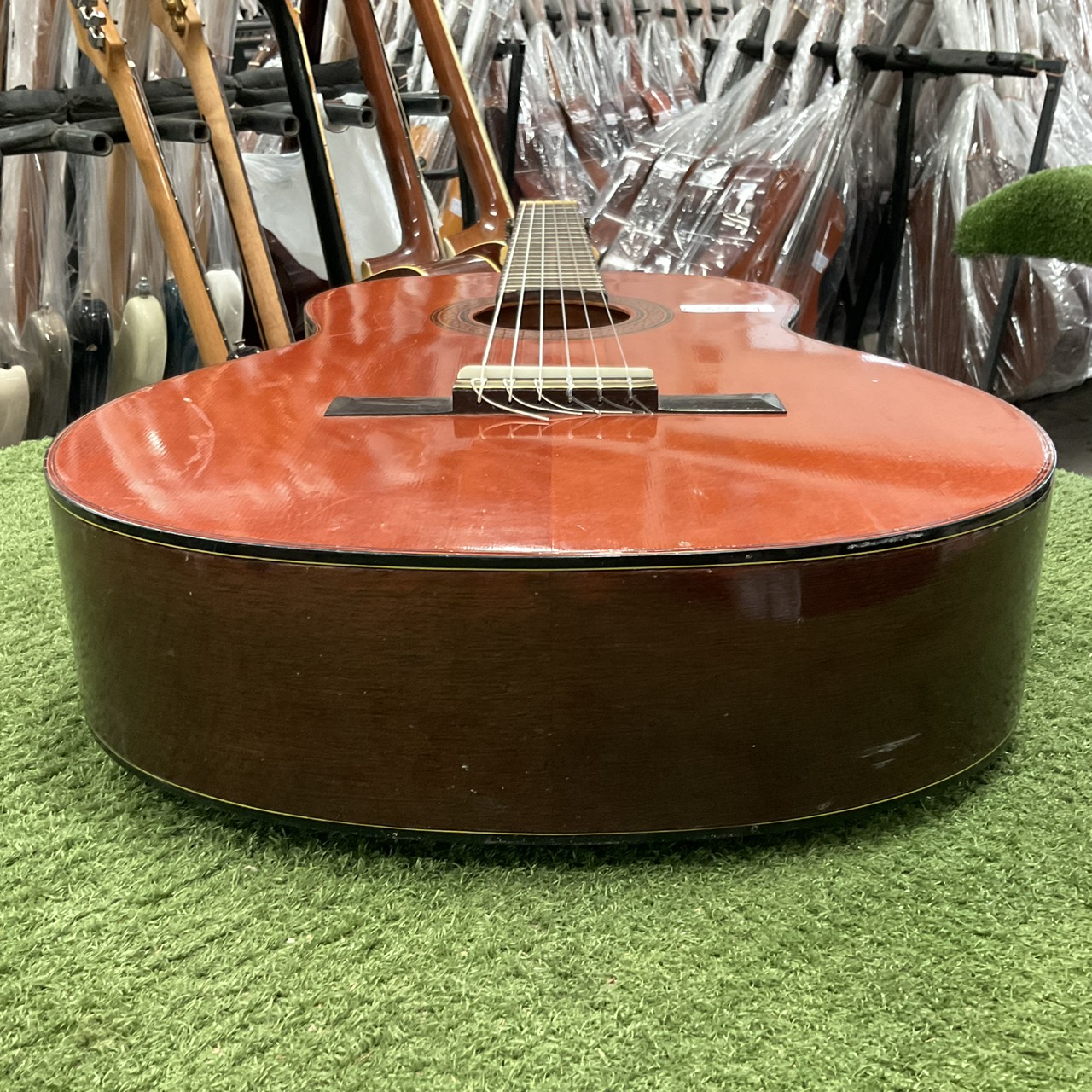 กีต้าร์คลาสสิค YAMAHA : G-85D