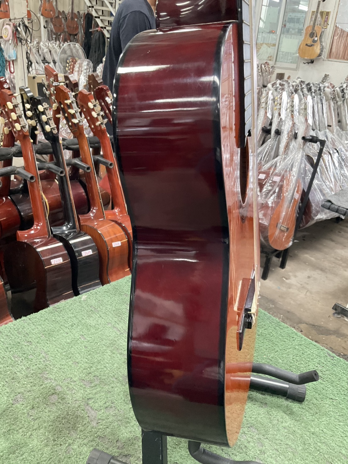 กีต้าร์คลาสสิค Valencia : CG10