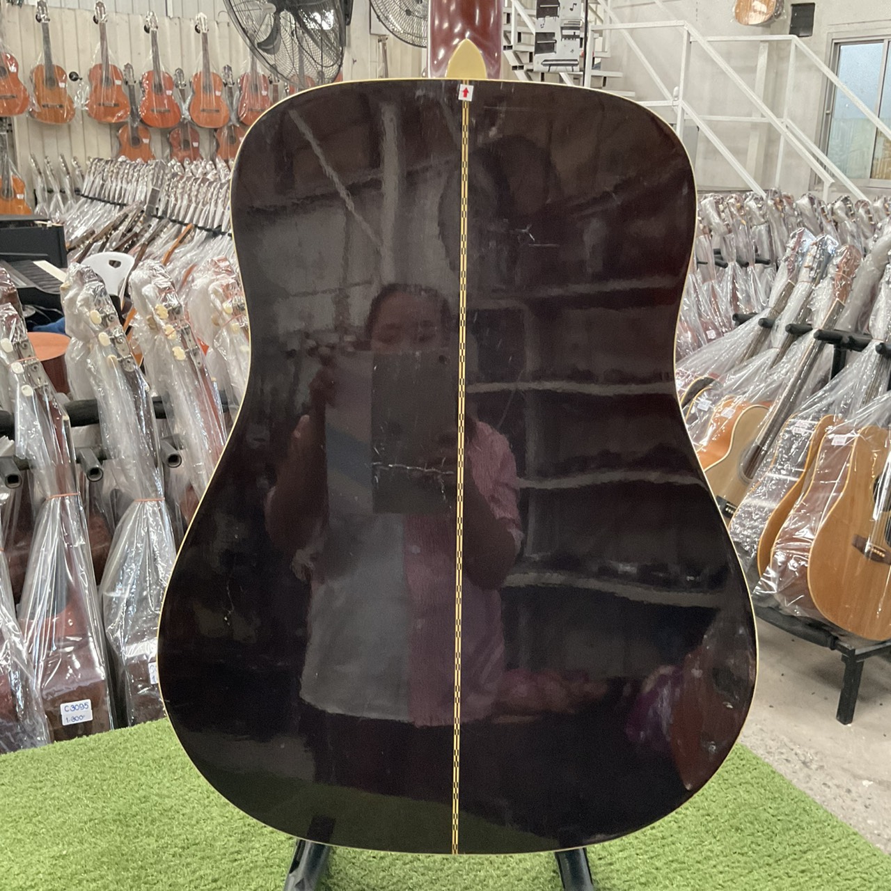 กีต้าร์โปร่ง Morris : W-25