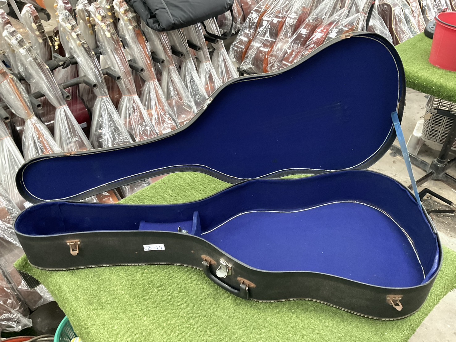 กล่องเคสกีต้าร์คลาสสิค