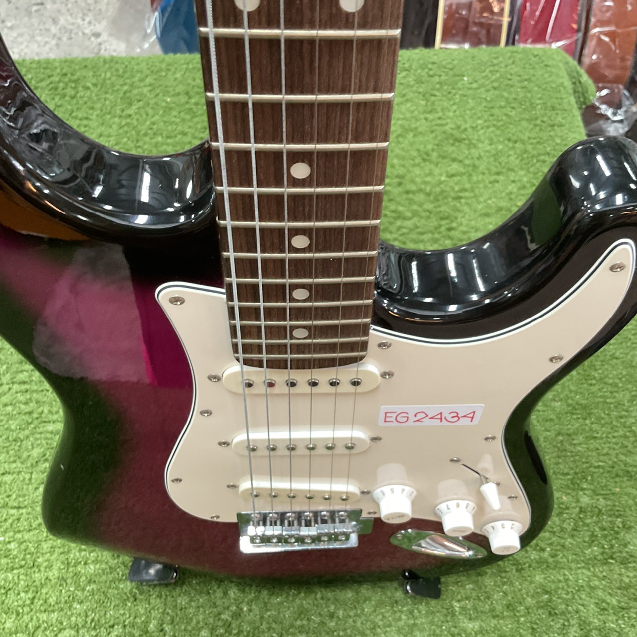 กีต้าร์ไฟฟ้า SELDER