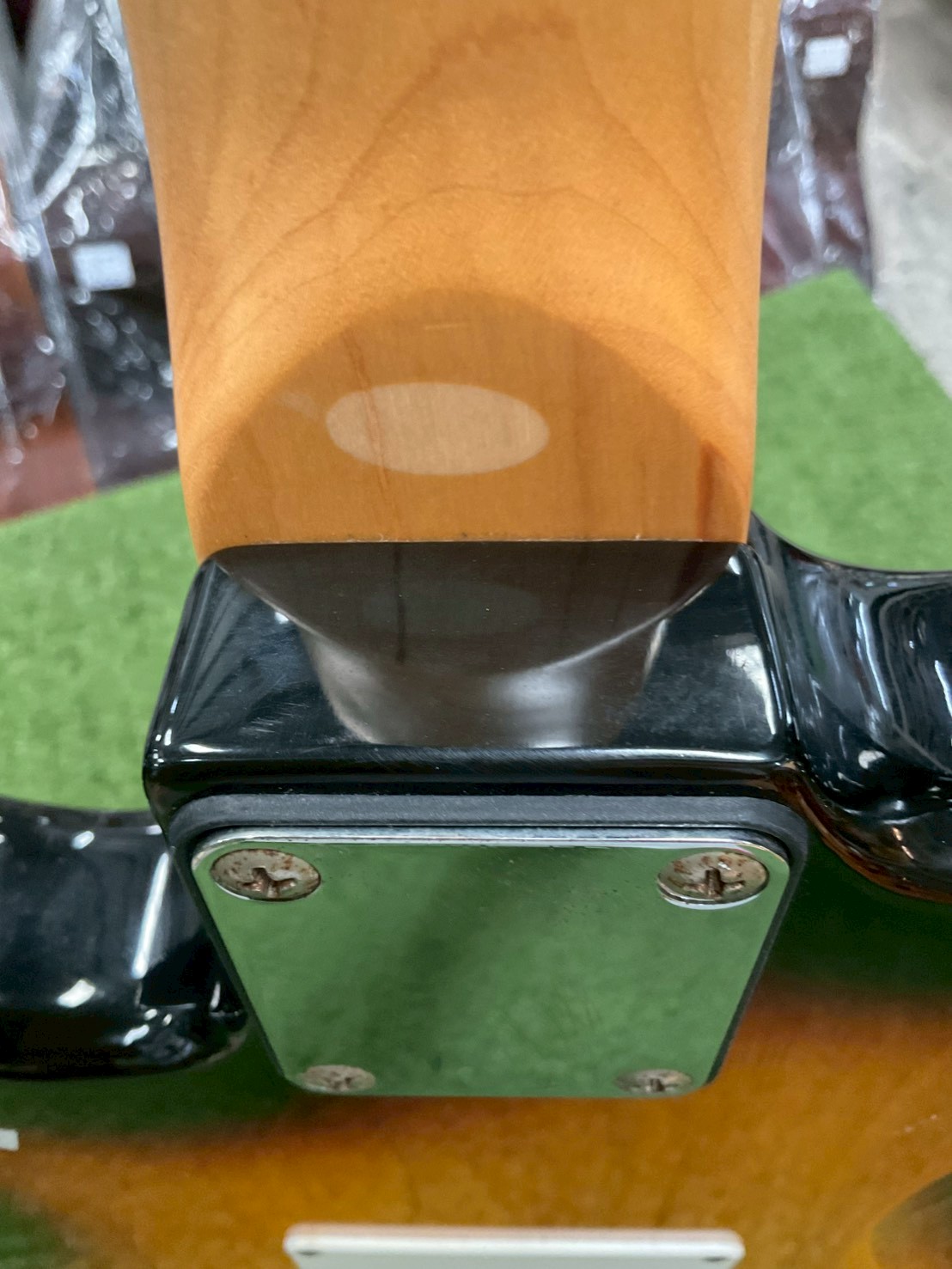 กีต้าร์ไฟฟ้า SELDER