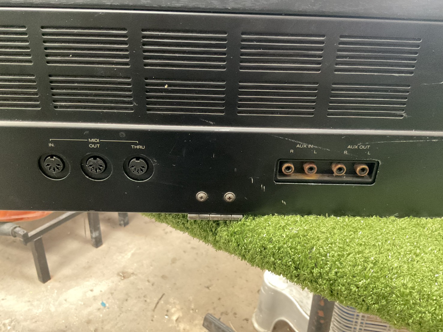 เปียโน KORG : C-4000 สินค้าไม่พร้อมใช้งาน (ต้องซ่อม)