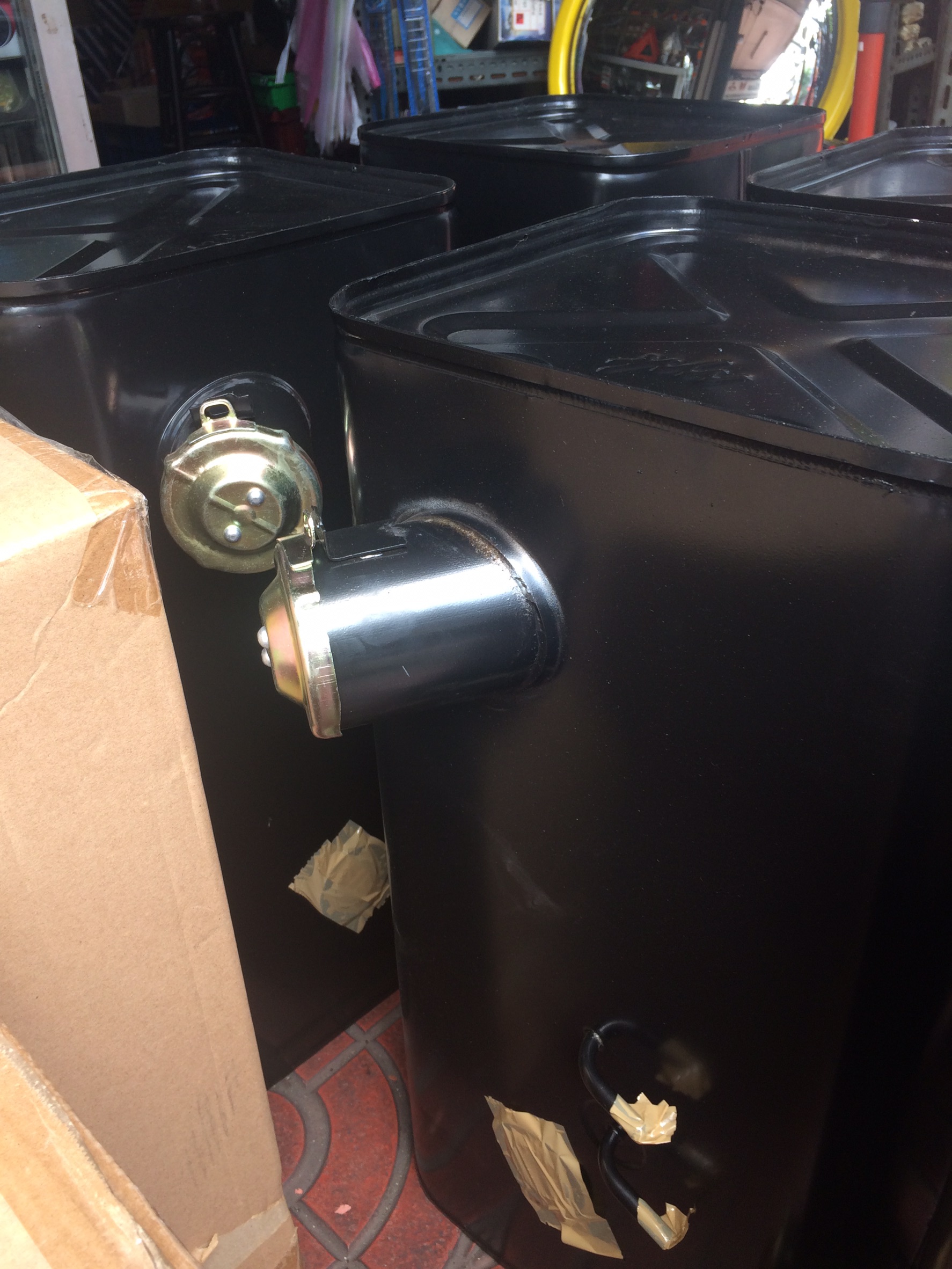 ถังน้ำมันรถบรรทุก 60 80 100 150 200 ลิตร