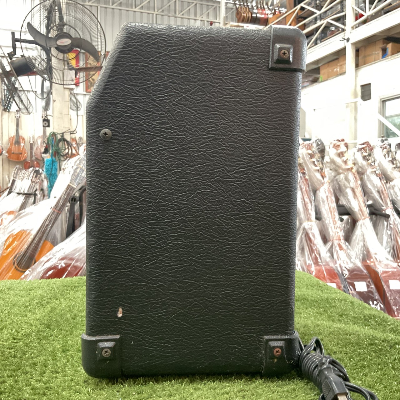 แอมป์กีต้าร์ FERNANDES : FA-15