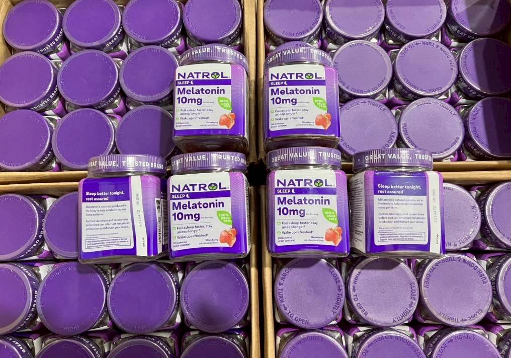 Natrol Melatonin Gummies 10 mg 90 Gummies Strawberry