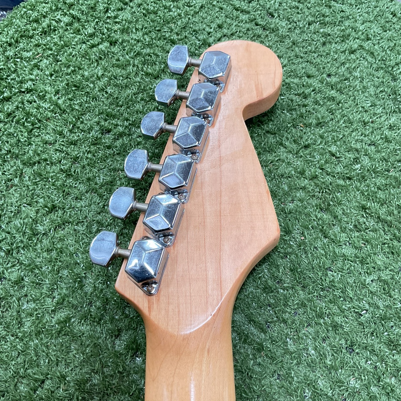 กีต้าร์ไฟฟ้า FORMESTAR (สำหรับมือซ้าย)