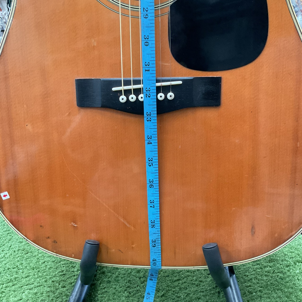 กีต้าร์โปร่ง YAMAHA : FG-200D