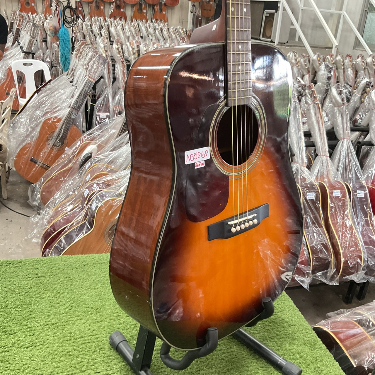 กีต้าร์โปร่ง MORRIS : MD-307LHTS (สำหรับมือซ้าย)