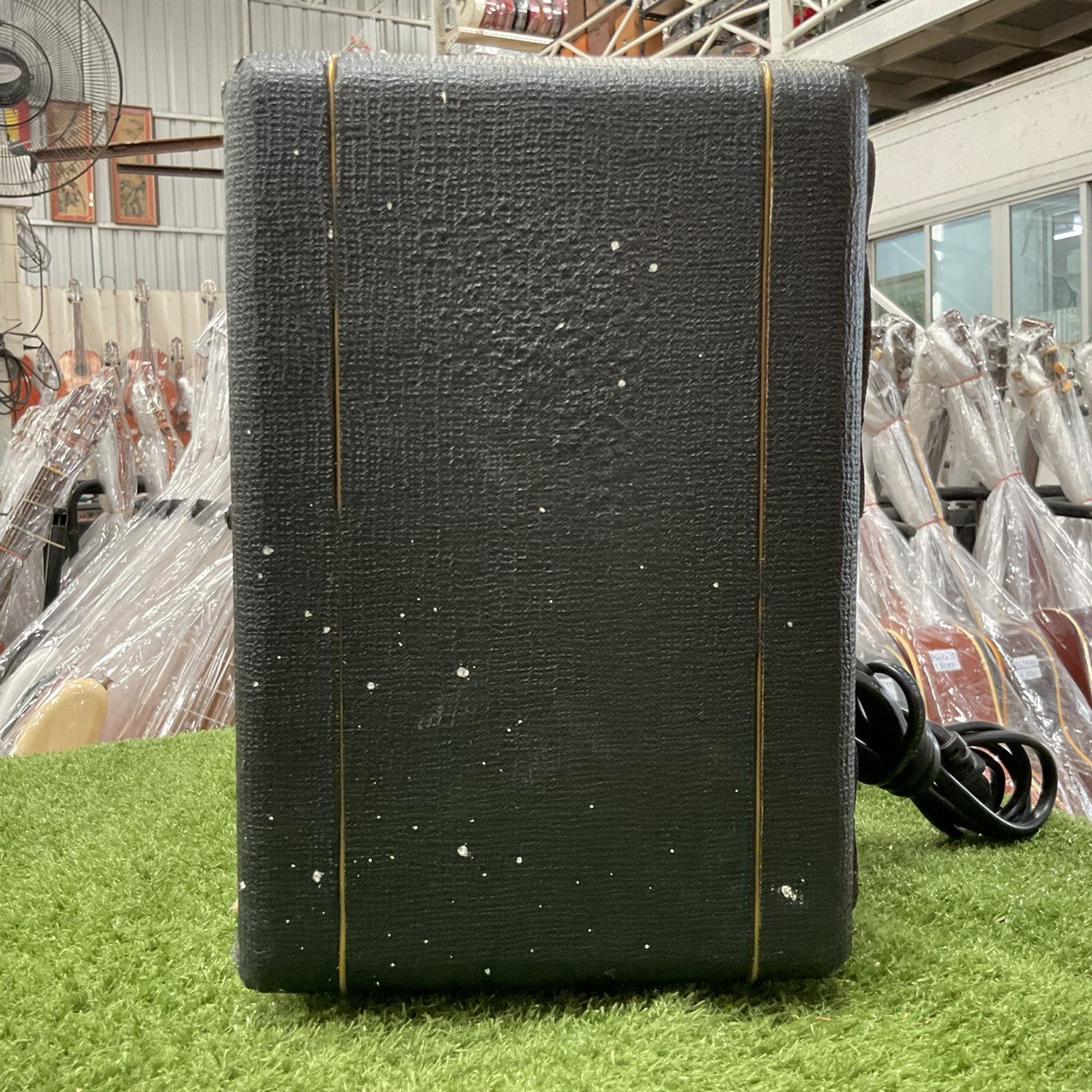 แอมป์กีต้าร์ VOX : PATHFINDER 10