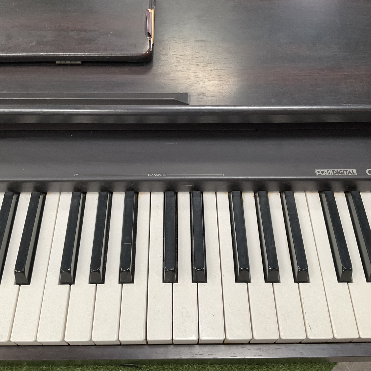 เปียโน COLUMBIA : EP-260 สินค้าไม่พร้อมใช้งาน (ต้องซ่อม)